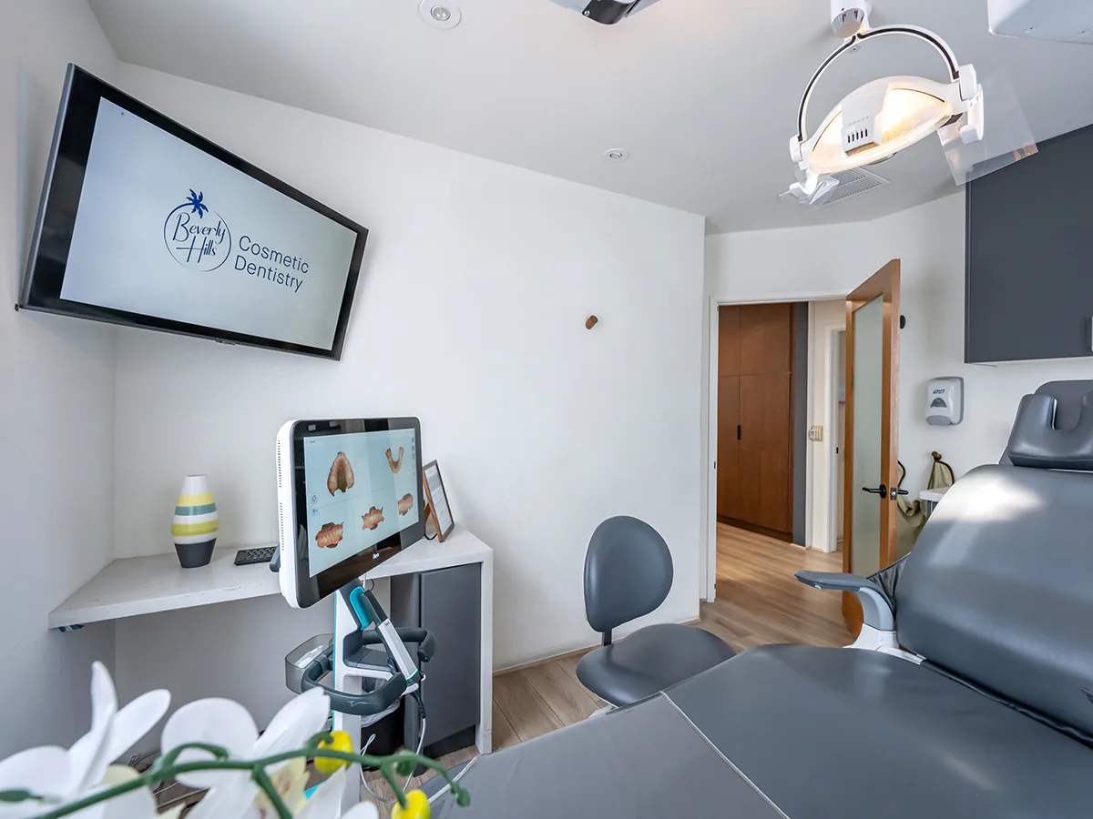 Digital smile design display in an operatory