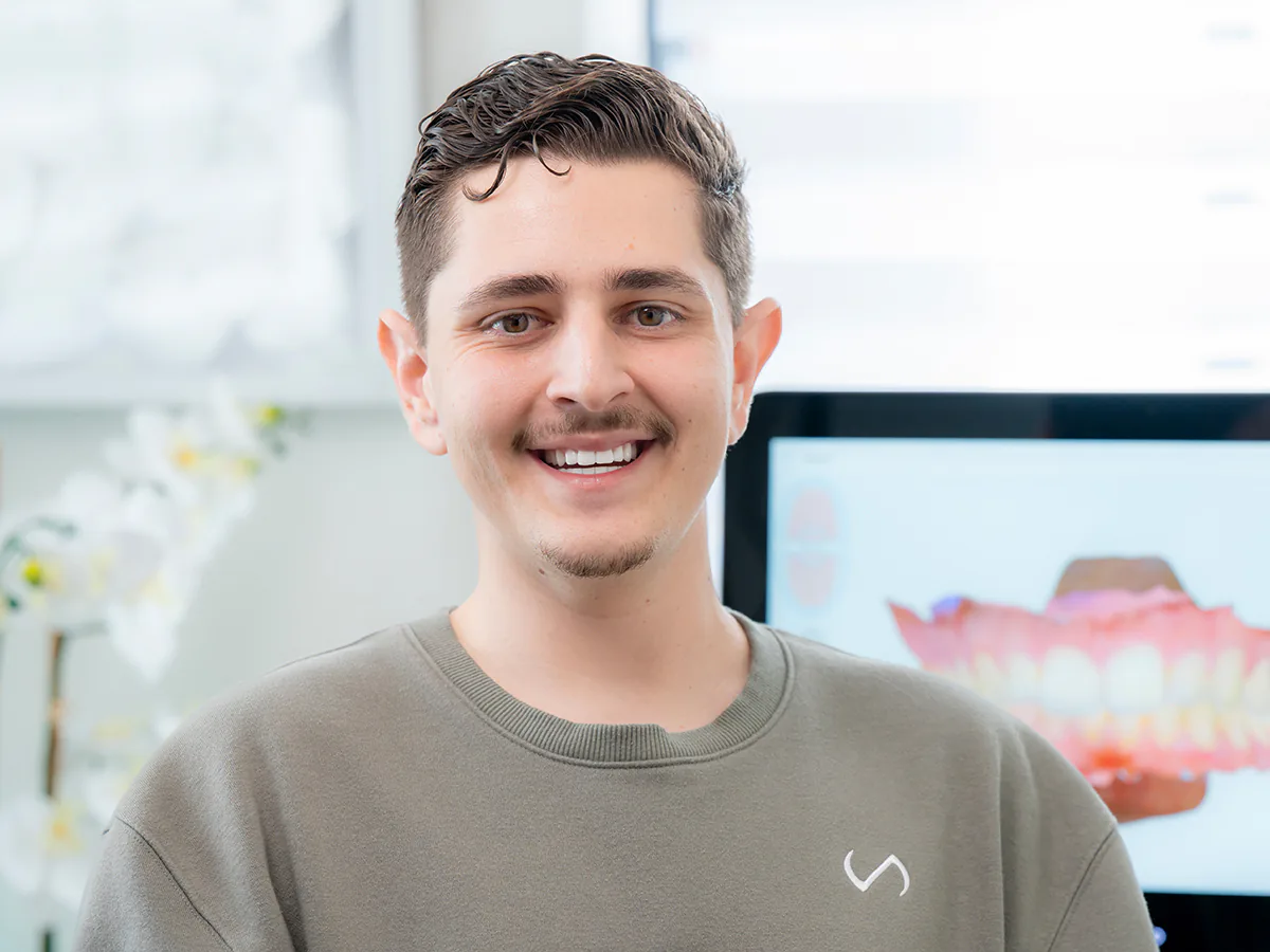Signs you may need ai dental screening — Beverly Hills Cosmetic Dentistry
