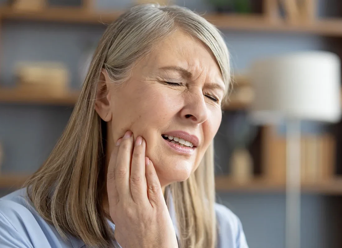 Dental emergency in Beverly Hills